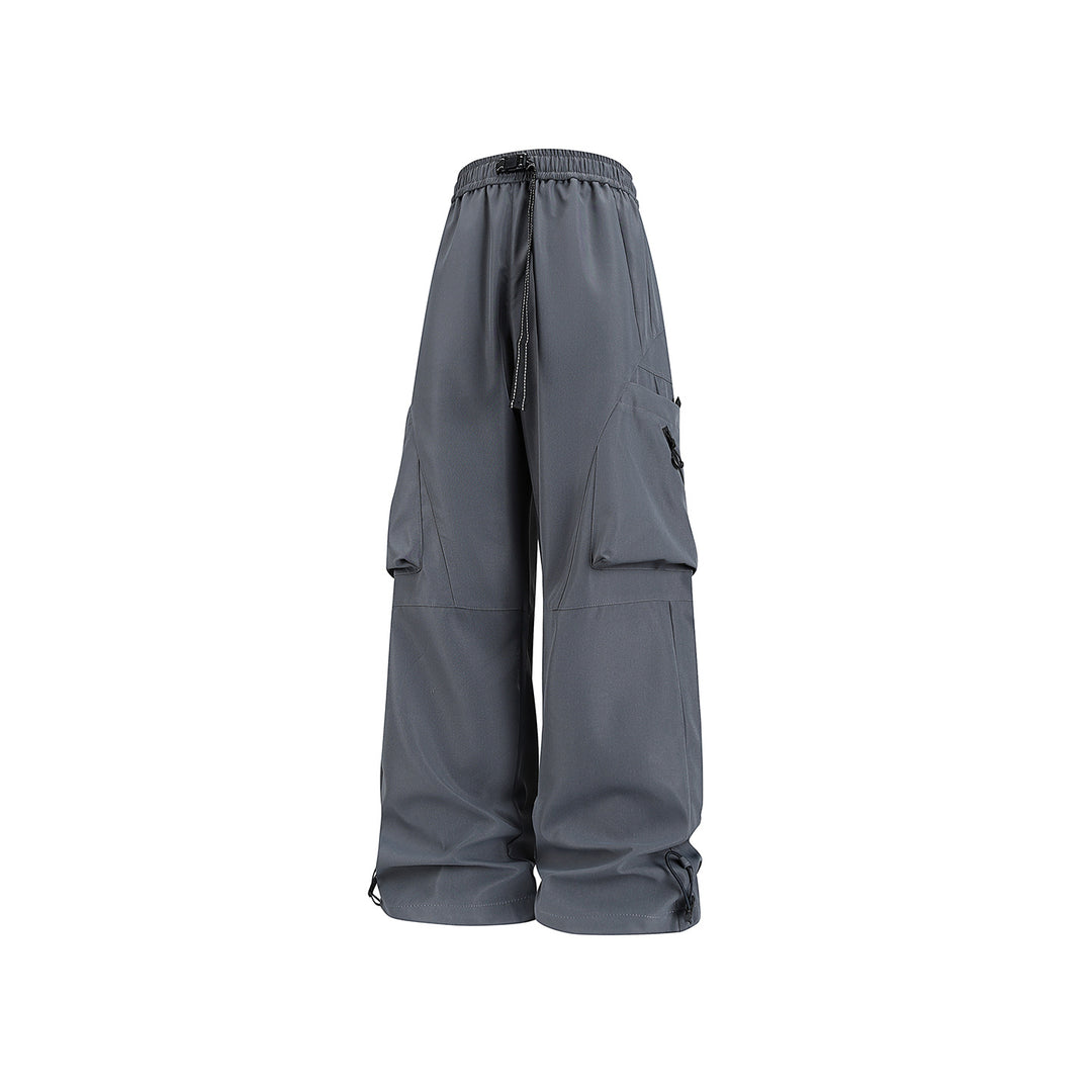 Herren Baggy-Cargo-Hose im Tech-Utility-Stil mit großvolumigen Klapptaschen, elastischem Bund und verstellbarem Kordelsaum Echo Archiv