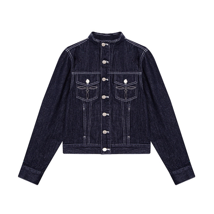 Damen Taillierte Jeansjacke mit Stehkragen, Ziernähten und Metallknopfverschluss Echoarchiv