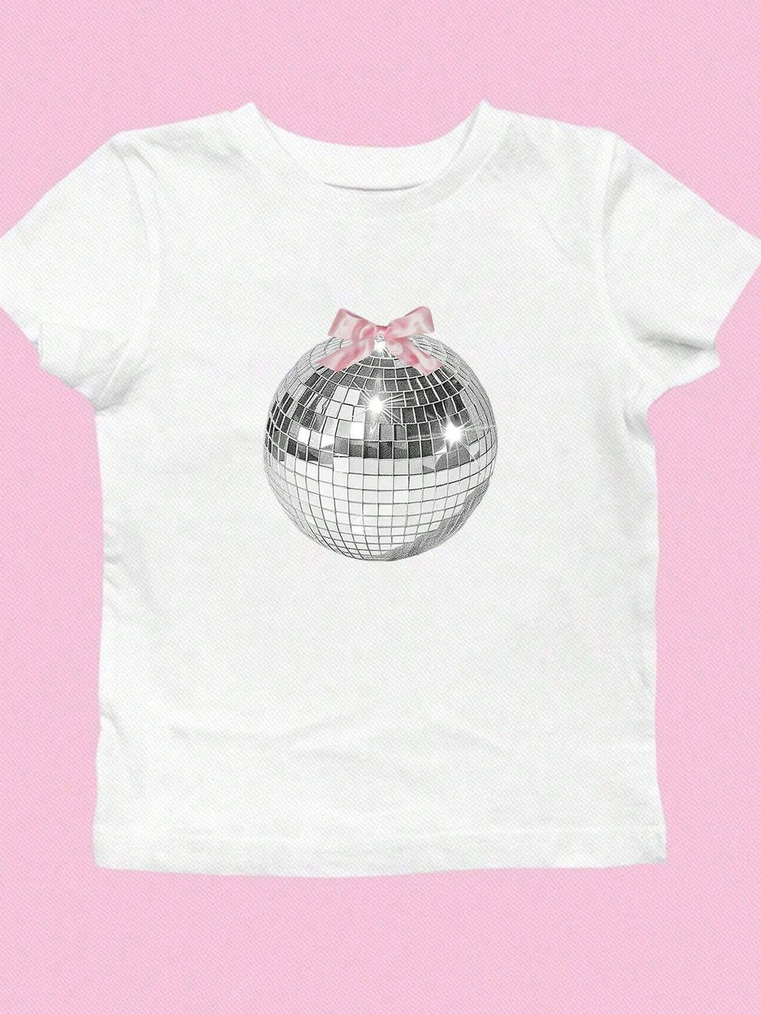 Damen T-Shirt mit funkelndem Discokugel-Motiv und zeitgemäßem Schleifendetail Echo Archiv