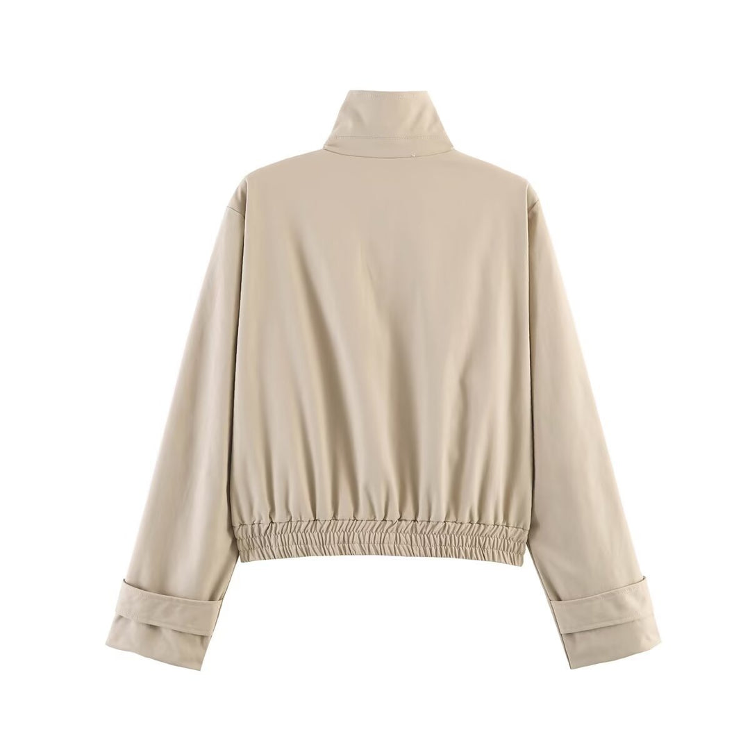 Damen Kurz geschnittene minimalistische Blousonjacke aus weichem Vegan‑Leder mit Umlegekragen und elastischem Saum Echo Archiv