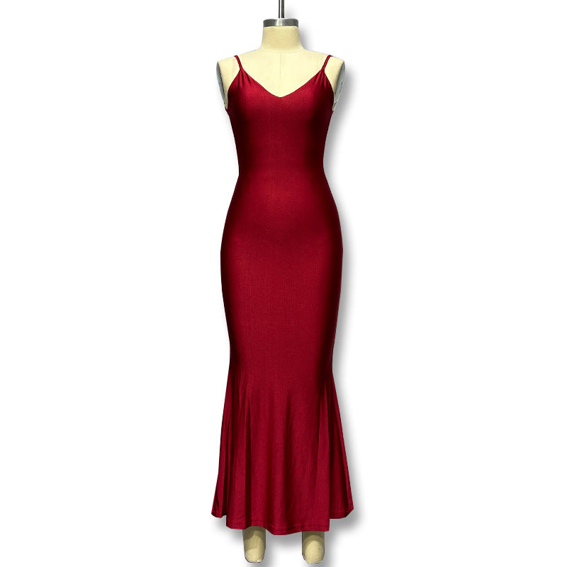 Damen figurbetontes Maxikleid mit tiefem V-Ausschnitt und einem eleganten Materialmix Echo Archiv