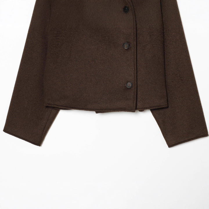 Damen nan kurzes Wollcape mit asymmetrischer Knopfleiste Echo Archiv