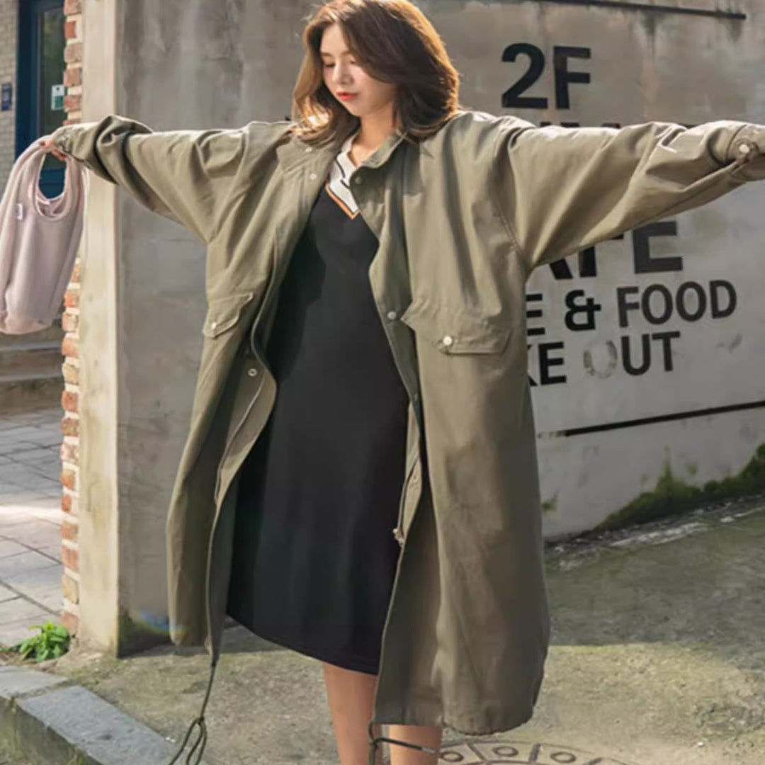 Damen Langer Oversize-Windbreaker im Utility-Look mit Pattentaschen Echoarchiv