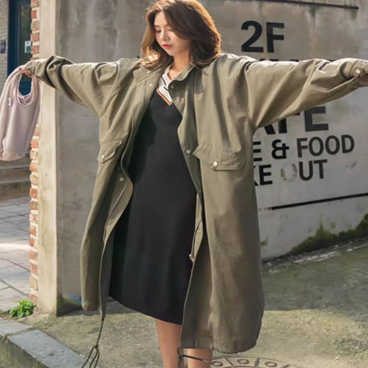 Damen Langer Oversize-Windbreaker im Utility-Look mit Pattentaschen Echoarchiv