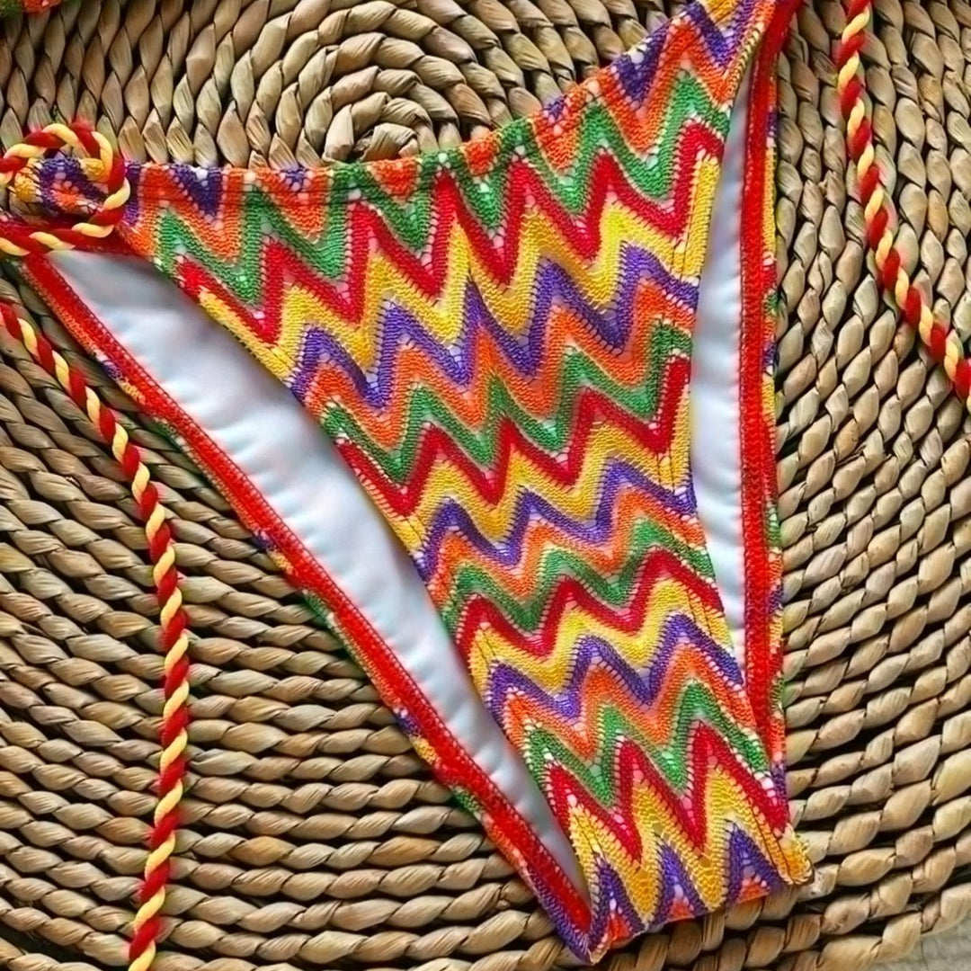 Damen Triangel-Bikini mit auffälligem Wellenmuster Echo Archiv