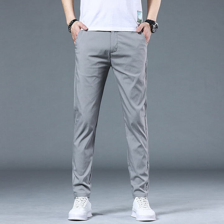 Herren luftige Freizeithosen im modernen Slim-Fit Design Echoarchiv
