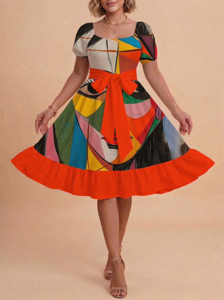 Damen Sommerliches Blumenkleid mit taillierbarem Gürtel und voluminösen Ärmeln Echo Archiv
