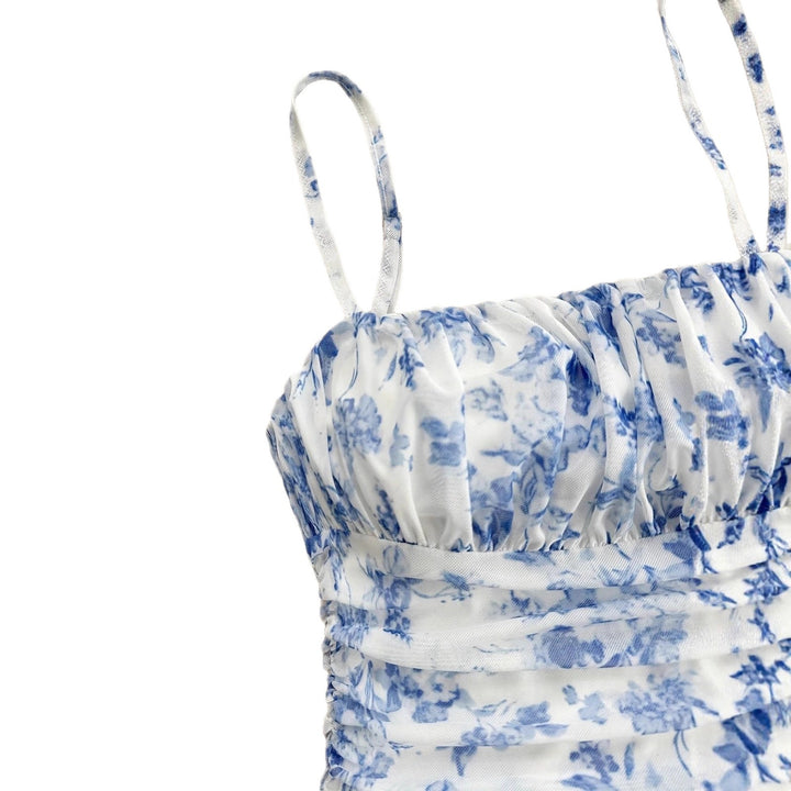 Damen Sommerliches Blumenkleid mit Spaghetti-Trägern und Raffungen Echo Archiv