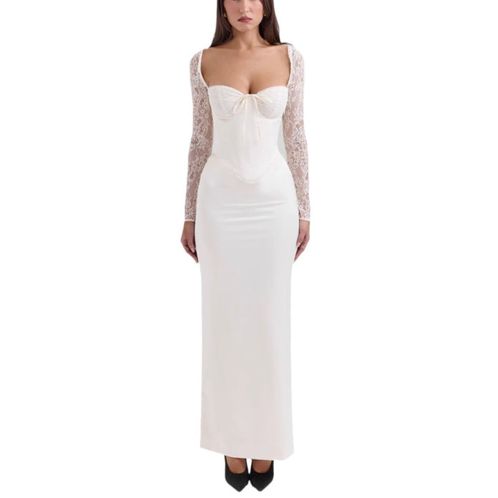 Damen Elegantes hochgeschlossenes Abendkleid mit Spitze und taillierter Silhouette Echo Archiv