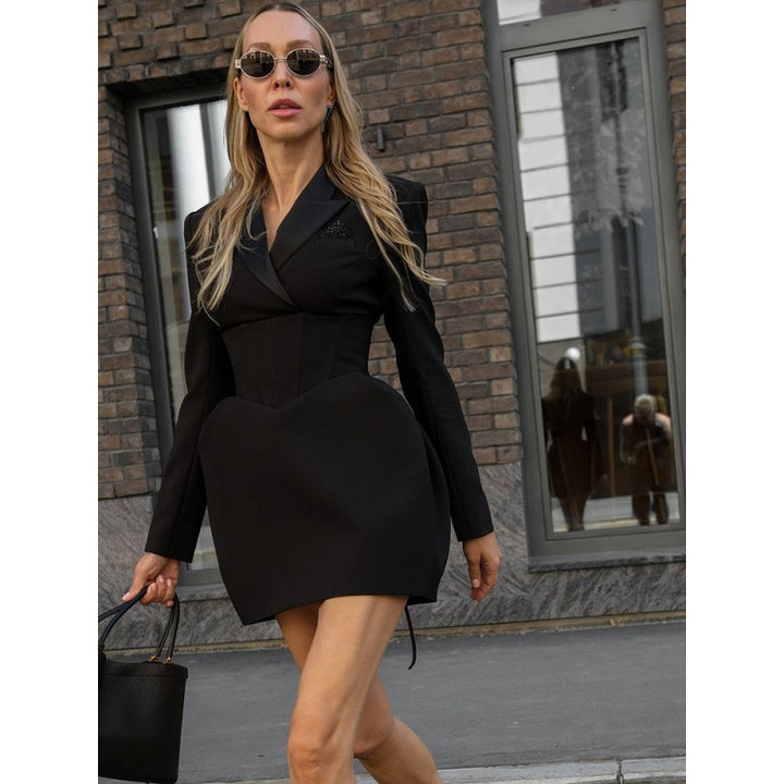 Damen tailliertes Blazerkleid mit integriertem Korsett und schmaler Silhouette Echoarchiv