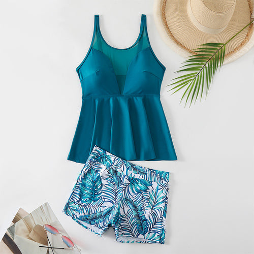 Damen Badeoutfit mit peplum Oberteil und modischen Shorts Echo Archiv