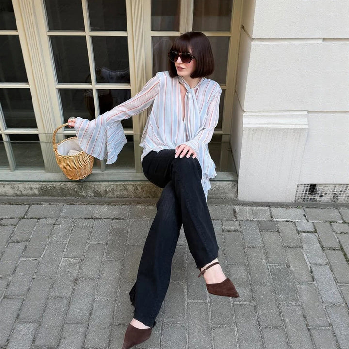 Damen Gestreifte Chiffon-Bluse mit Bindeschleife, Volant-Saum & Glockenärmeln Echoarchiv