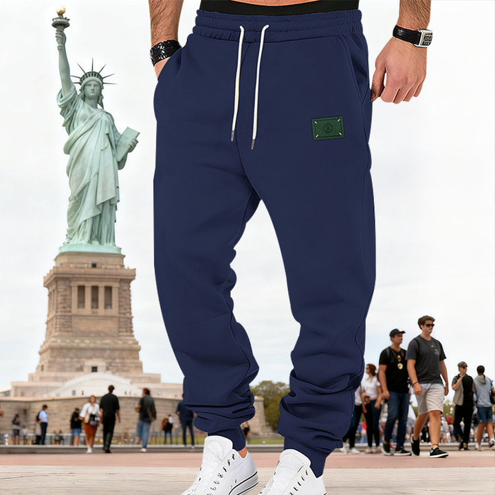 Herren Slim-Fit Sweat-Jogger mit elastischem Bund, Tunnelzug und gerippten Bündchen – Sorevano