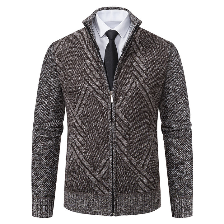 Herren Grobgestrickte Zip‑Strickjacke mit Stehkragen und geometrischem Strukturmuster Echo Archiv