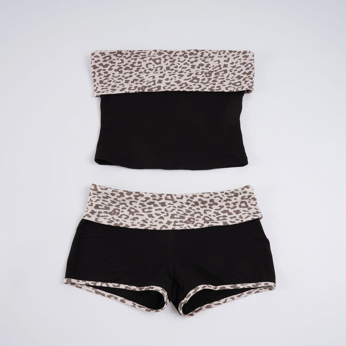 Damen Bandeau-Bikini-Set mit modischem Leopardenmuster und bequemen Shorts – Maréssa