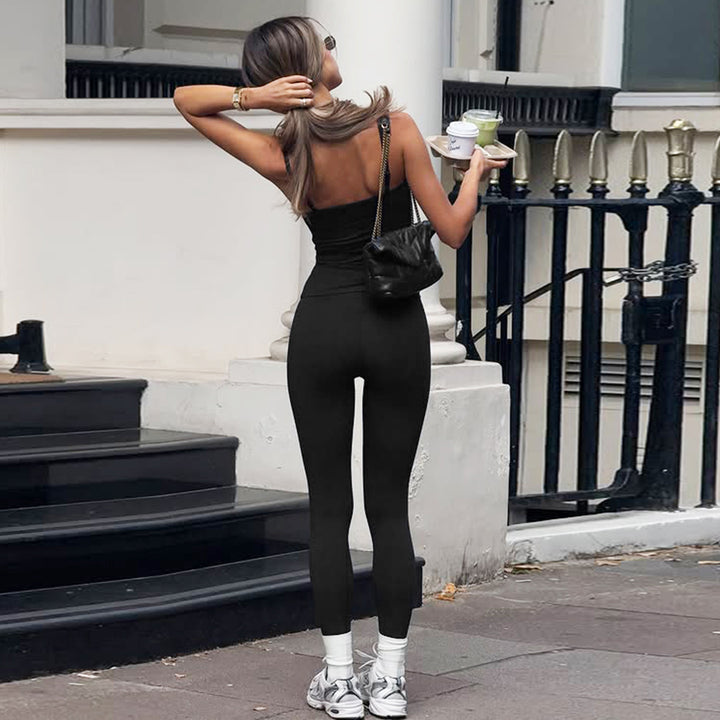 Damen schmal geschnittener Jumpsuit mit verstellbaren Spaghettiträgern und hohem Bund Echo Archiv