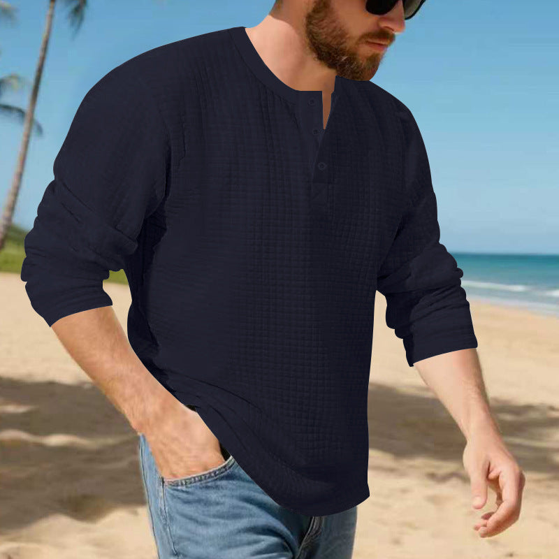 Herren stilvolles Langarm-Henley-Shirt mit strukturierter Oberfläche Echoarchiv