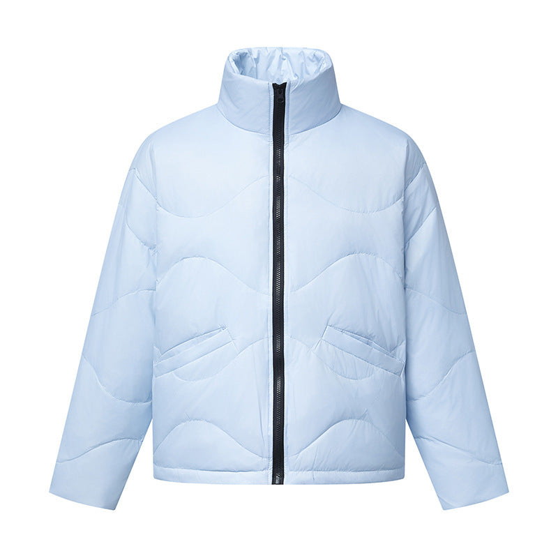 Damen Kurz geschnittene wattierte Steppjacke mit Wellensteppung und hohem Stehkragen Echo Archiv