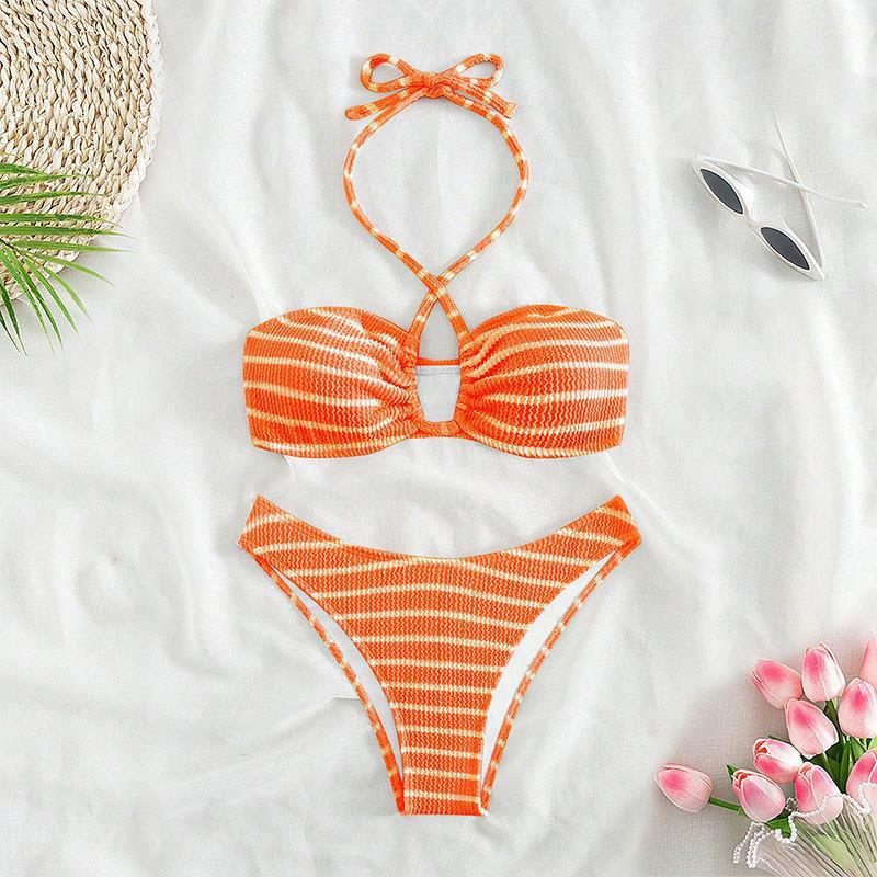 Damen Bandeau-Bikini mit stilvollem Streifendesign Echo Archiv