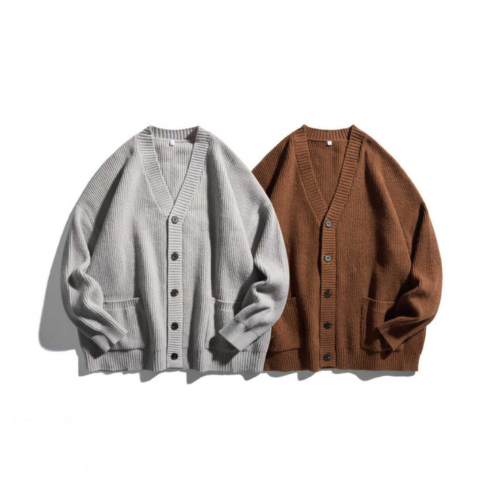 Unisex Oversize-Feinstrick-Cardigan mit V-Ausschnitt, Knopfleiste und aufgesetzten Taschen Echo Archiv