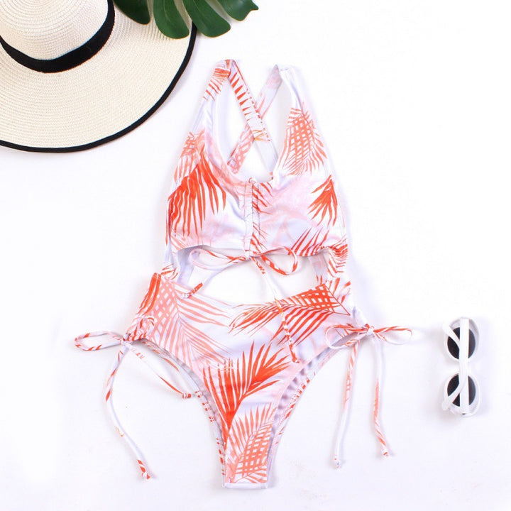 Damen Bikiniset mit modischem Cut-Out und verspielten Rüschen Echo Archiv
