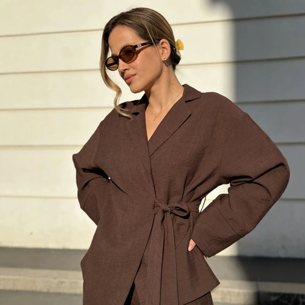 Damen Wickel-Blazer mit Bindegürtel, lässigem Oversize‑Schnitt und Reverskragen Echoarchiv