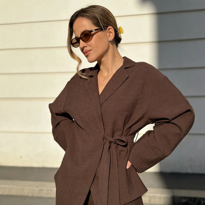 Damen Wickel-Blazer mit Bindegürtel, lässigem Oversize‑Schnitt und Reverskragen Echoarchiv