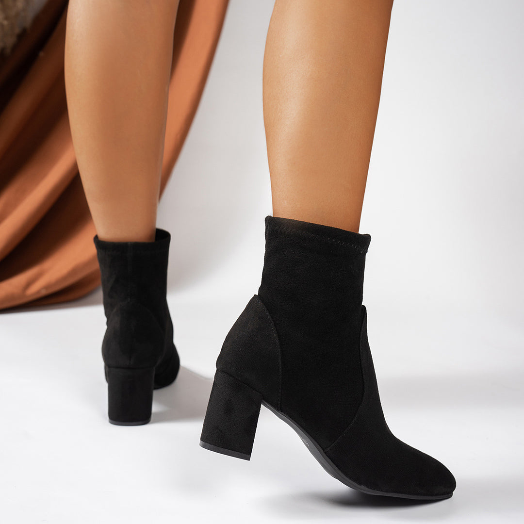 Damen Elegante Stiefeletten aus Wildleder Echo Archiv