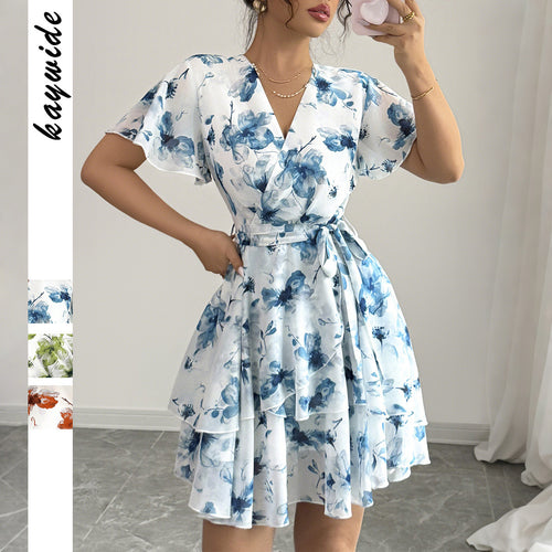 Damen Wickelkleid mit floralem Muster und schwingendem Rock Echo Archiv