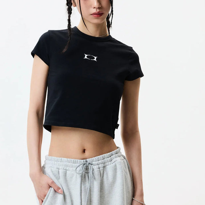 Damen Cropped T-Shirt mit auffälligem Grafikdruck Echo Archiv