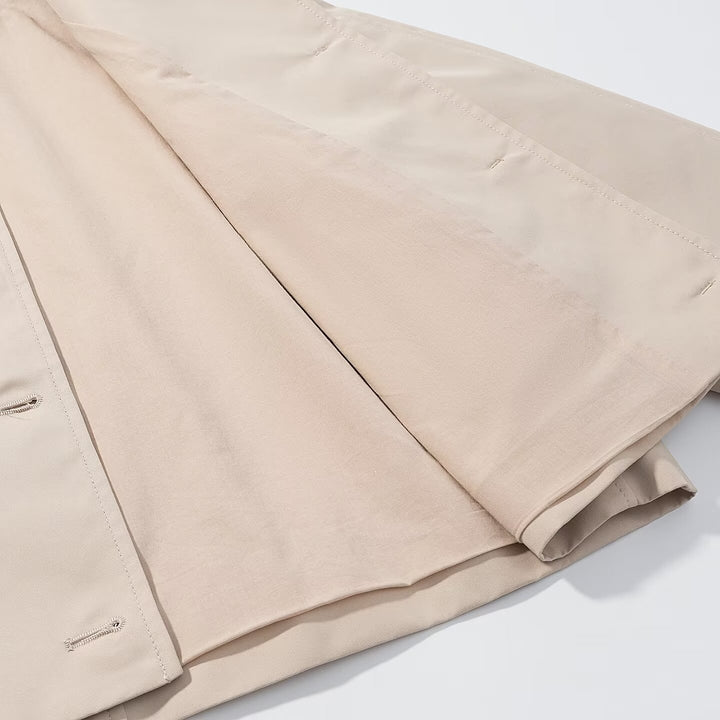 Damen Kurzjacke im Trenchstil mit kastiger Boxy‑Silhouette und Raglanärmeln Echo Archiv