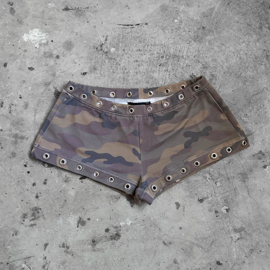 Damen Camouflage Shorts mit dekorativen Ösen Echo Archiv