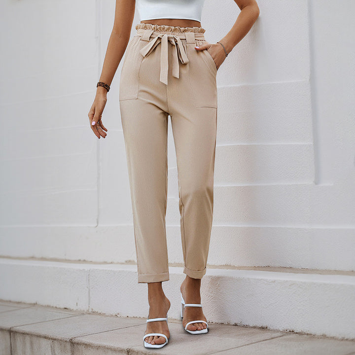 Damen Leichte Paperbag-Hose mit Gummibund, Bindegürtel und aufgesetzten Taschen Echoarchiv