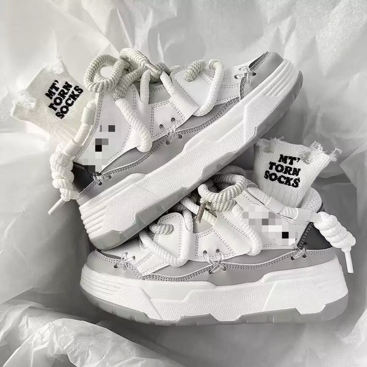 Damen Sportliche Sneakers mit innovativen Akzenten und rutschfester Sohle Echo Archiv