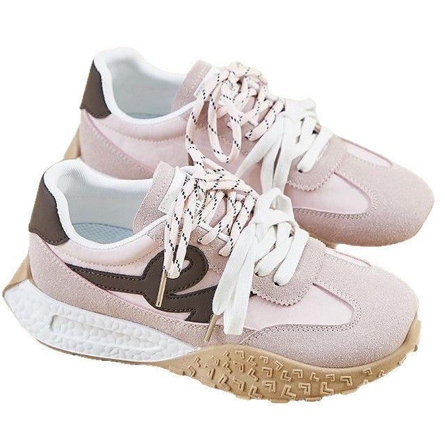 Damen Sportliche Sneakers mit innovativem Dämpfungssystem und flexibler Laufsohle Echo Archiv