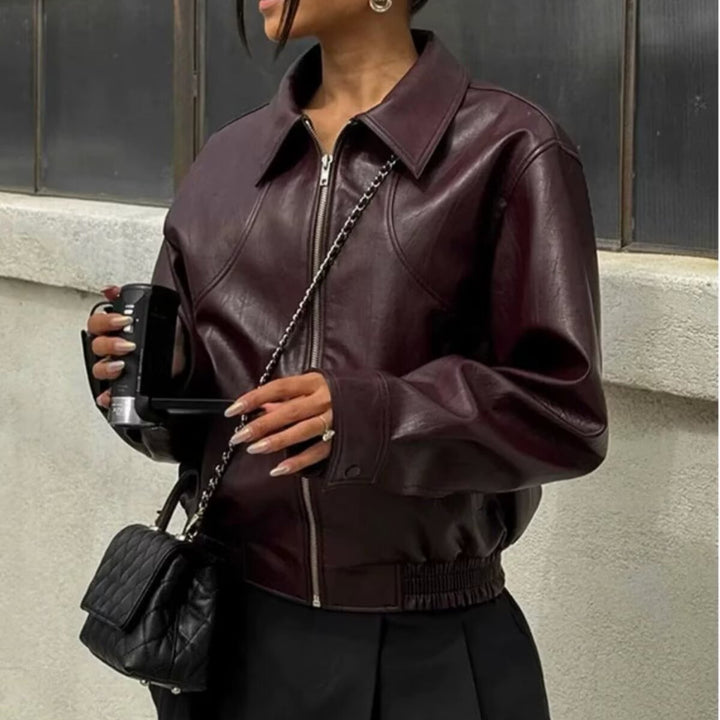 Damen nan klassische Harrington-Kunstlederjacke mit Hemdkragen, durchgehendem Reißverschluss und elastischem Saum Echo Archiv