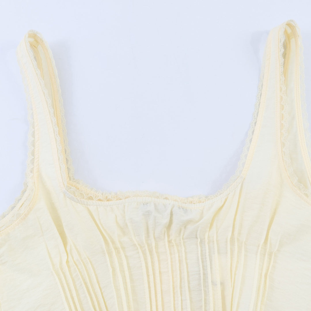 Damen-Crop-Top mit feinen Falten und Zierknöpfen Echo Archiv
