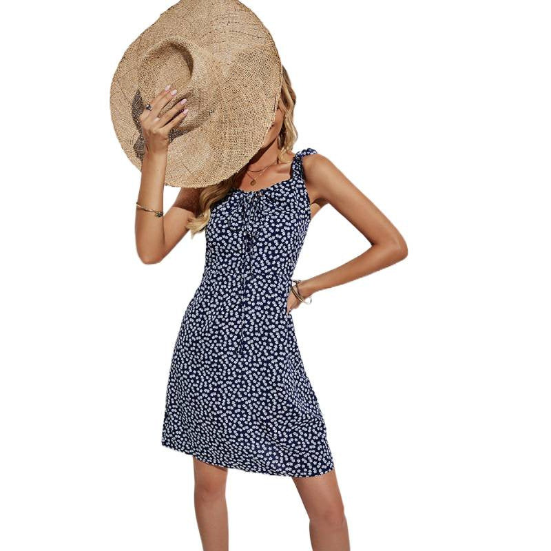Damen Sommerkleid mit verstellbaren Spaghetti-Trägern und verspieltem Blumenmuster Echo Archiv