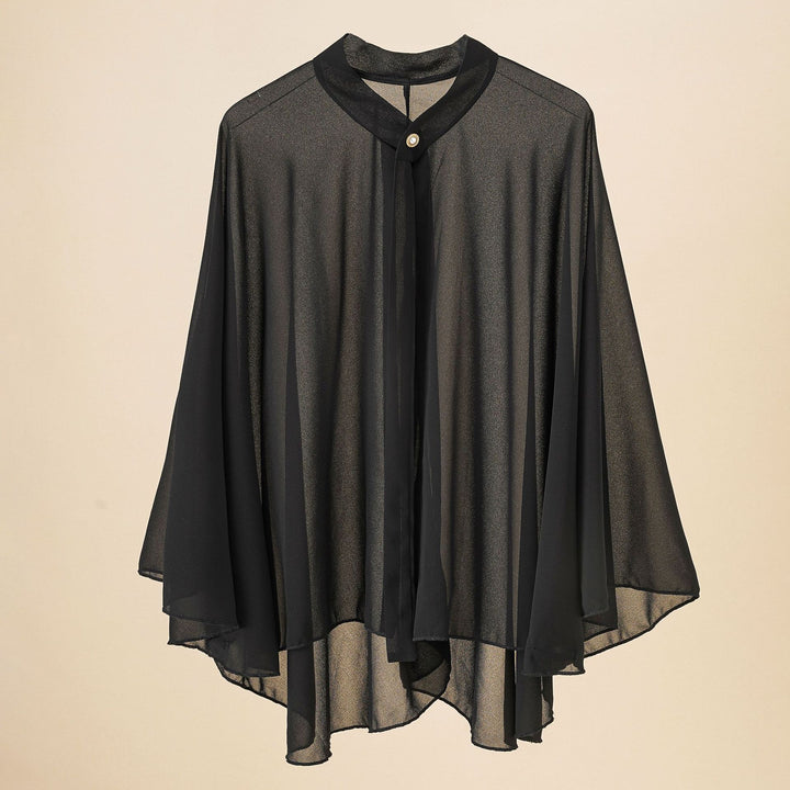 Damen Chiffon-Cape mit Schleifenkragen und Zierknopf – Avérine