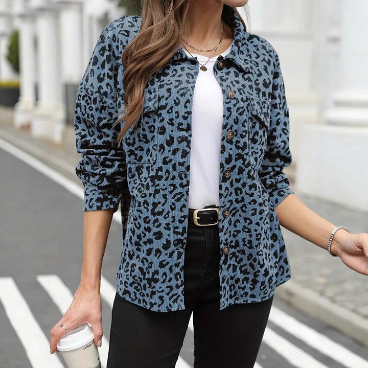 Damen Oversize Hemdjacke im Cord‑Look mit Leopardenprint Echo Archiv