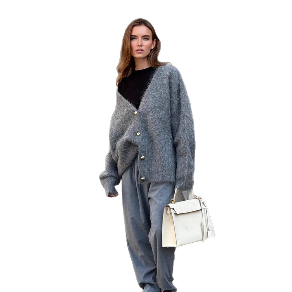 Damen Flauschige Mohair‑Optik Oversize‑Strickjacke mit V‑Ausschnitt und goldenen Zierknöpfen Echoarchiv