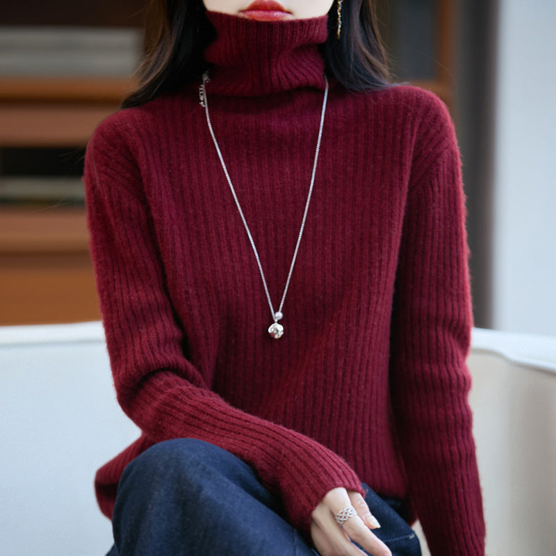 Damen Schlanker Feinstrick-Rollkragenpullover mit feiner Rippenstruktur und kaschmirähnlicher Haptik Echoarchiv