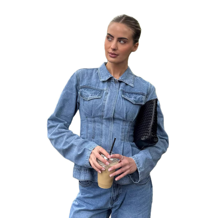 Damen Taillierte Jeansjacke mit konturierenden Abnähern Echo Archiv