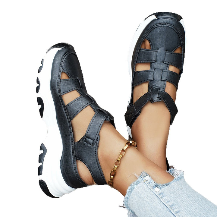 Damen  sportive Plateau-Sandalette im Sneakerstil mit verstellbaren Riemen und dämpfender EVA-Sohle Echo Archiv