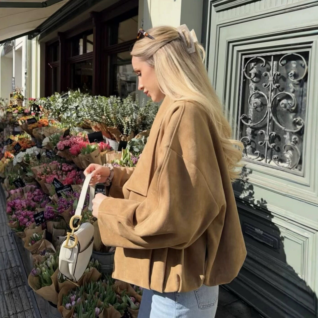 Damen Kurz geschnittene Oversize-Suedejacke mit weitem Wasserfallkragen Echo Archiv