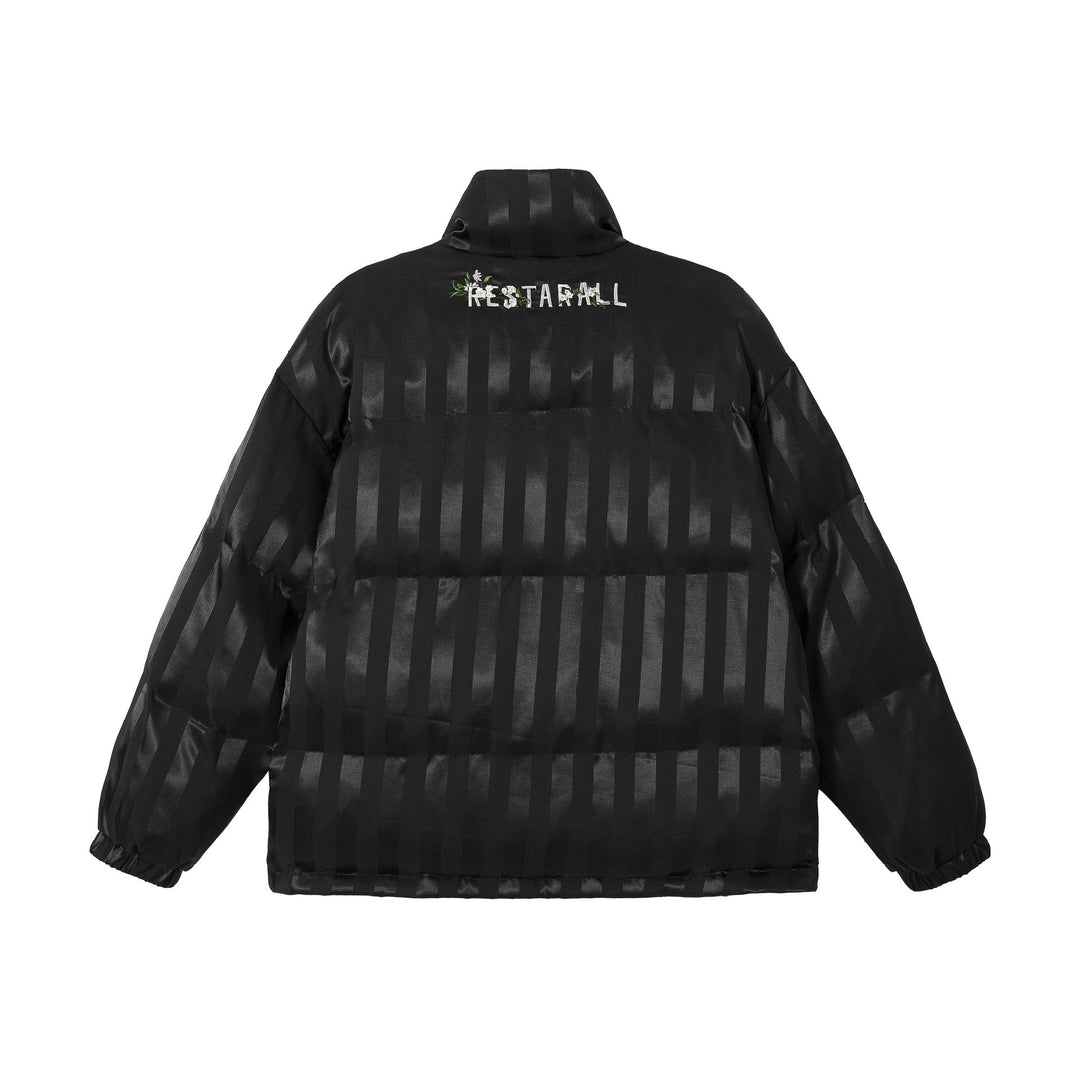 Damen Boxy gesteppte Satin‑Pufferjacke mit floralem Stickdetail Echoarchiv