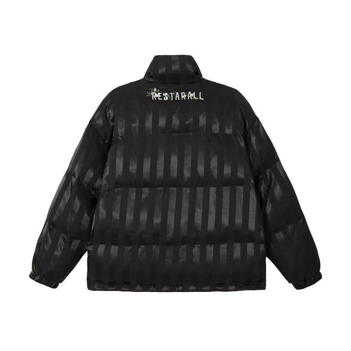 Damen Boxy gesteppte Satin‑Pufferjacke mit floralem Stickdetail Echoarchiv
