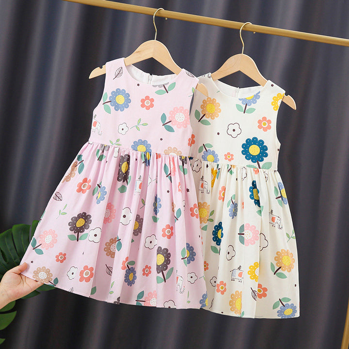 Mädchen Sommerkleid mit bunten Blumenmustern Echo Archiv