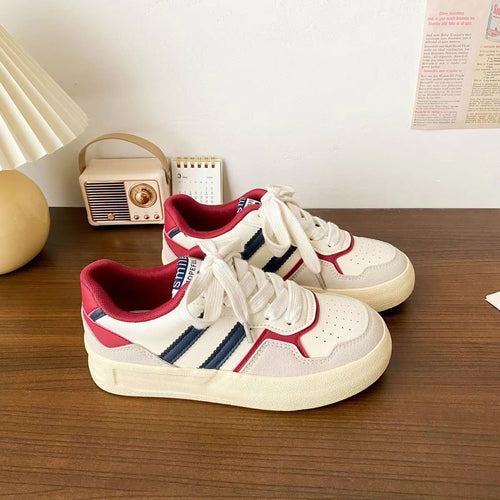 Damen Sportliche Sneakers mit reflektierenden Details Echo Archiv