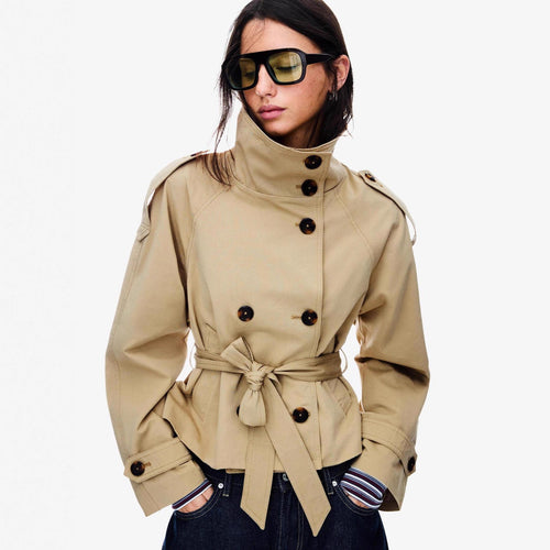 Damen Kurz geschnittener taillierter Trenchcoat mit hoher Knopfleiste und Taillengürtel Echo Archiv